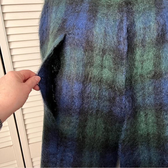 Vintage Robert Burns Mohair Black Watch cape - Picture 4 of 11